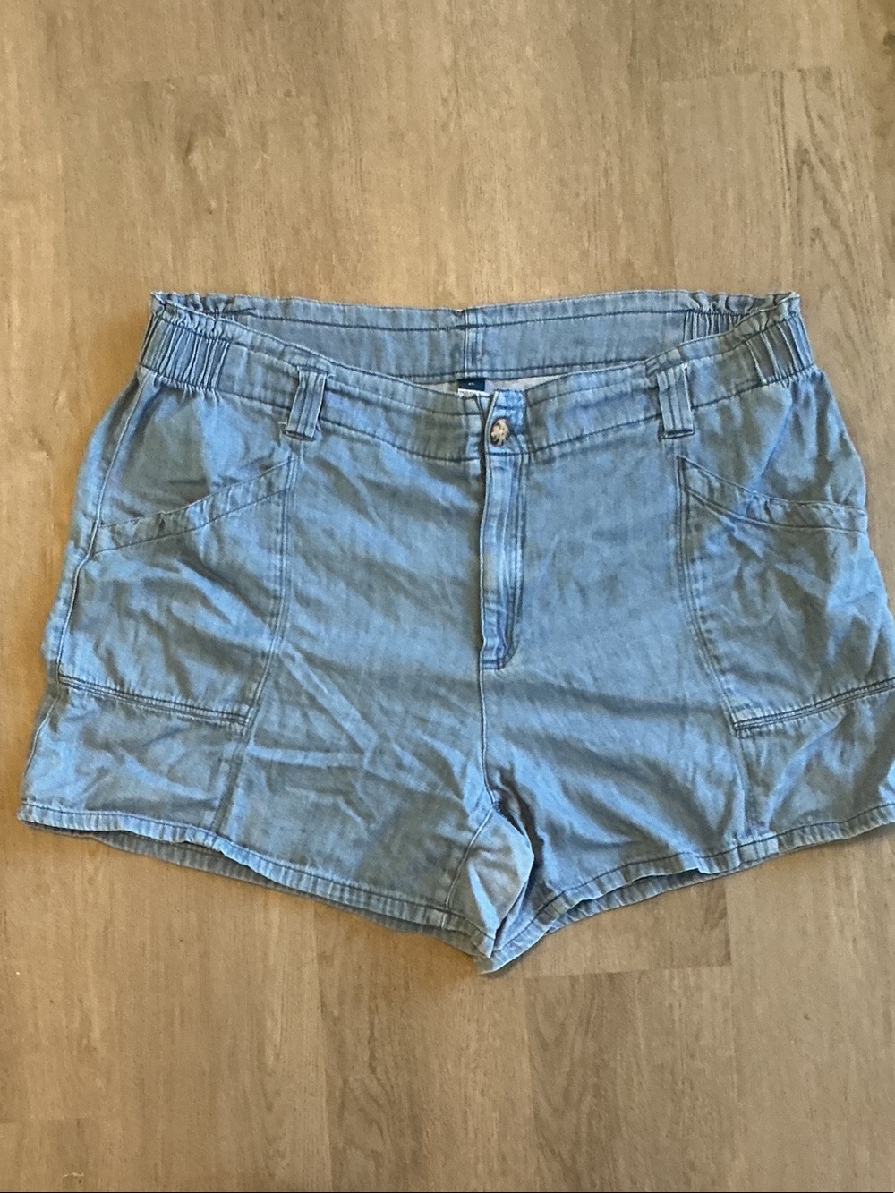 Old Navy Light Wash Denim Shorts - Blue